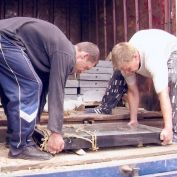 Разгрузка материала